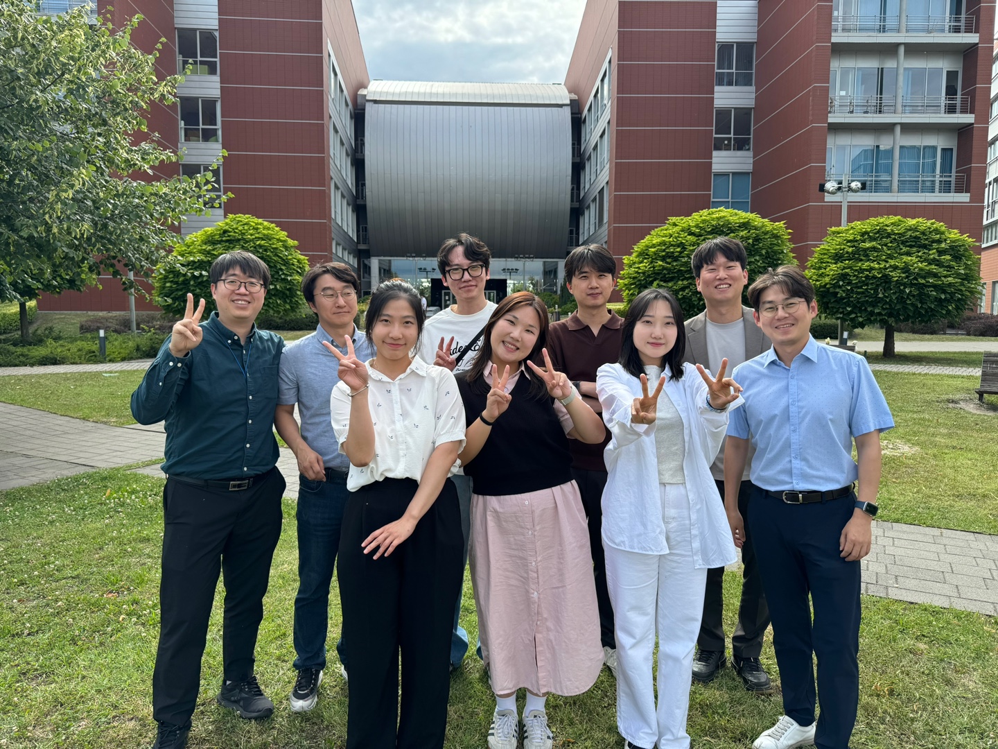 IEEE ICUFN 2024 (Budapest, Hungary) 대표이미지